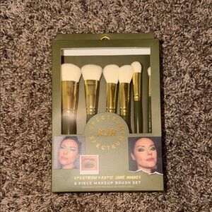Spectrum x Katie Jane Hughes (KJH) Makeup Brush Set